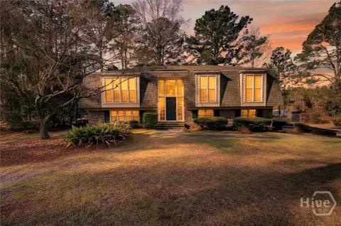 105 Edgewater Ct, Statesboro, GA 30461