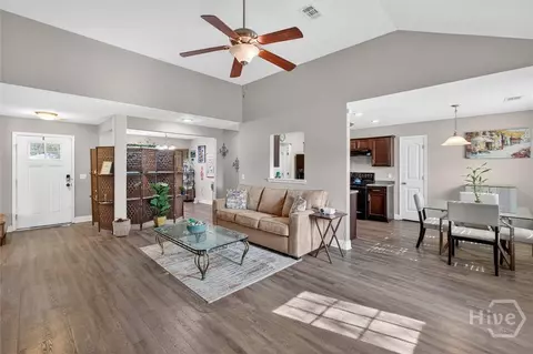 Entry Way - 220 Crape Myrtle Ct, Springfield, GA 31329 photo 1 of 2
