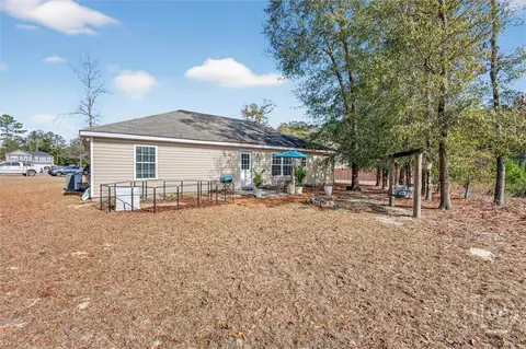 Exterior - 220 Crape Myrtle Ct, Springfield, GA 31329 photo 6 of 7