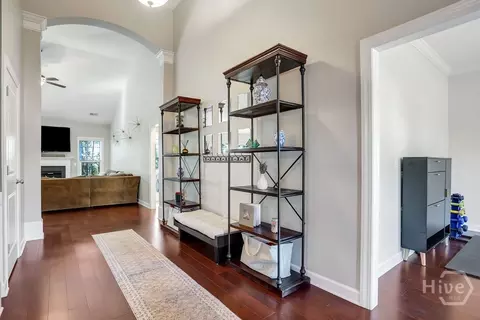 Entry Way - 36 Redwall Cir, Savannah, GA 31407 photo 1 of 4