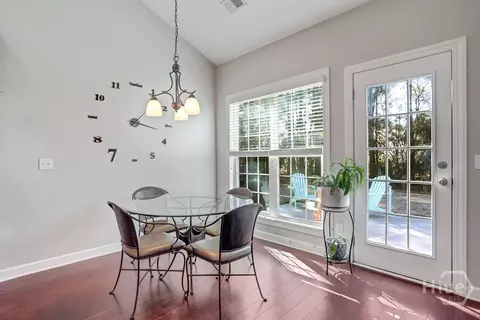 Dining - 36 Redwall Cir, Savannah, GA 31407 photo 2 of 2