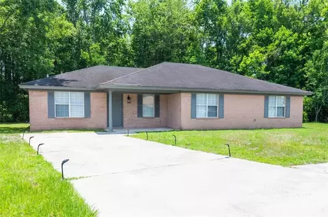 4 Glen Oaks Ct, Savannah, GA 31405