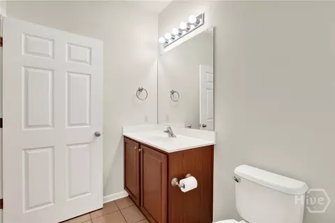 Bath - 143 Regency Cir, Pooler, GA 31322 photo 5 of 7