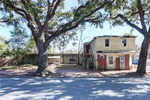 1806 Martin Luther King Jr Blvd, Savannah, GA 31401