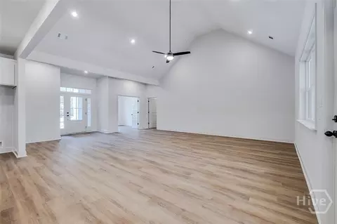 Living - 15 Lakeview Dr, Guyton, GA 31312 photo 5 of 5