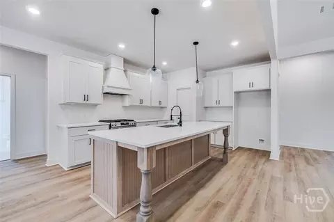 Kitchen - 15 Lakeview Dr, Guyton, GA 31312 photo 2 of 6