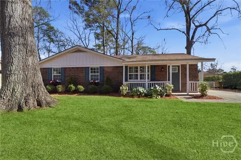 220 Pinecrest Pl, Pooler, GA 31322