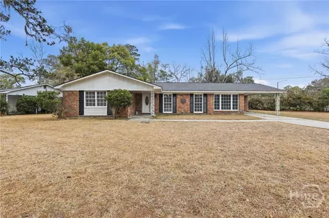 302 Wilshire Blvd, Savannah, GA 31419