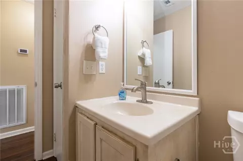 Bath - 310 Mapmaker Ln, Savannah, GA 31410 photo 1 of 5