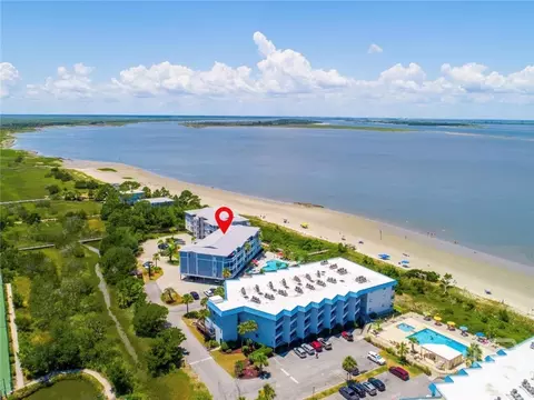 1217 Bay St #301C, Tybee Island, GA 31328
