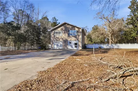 375 Pine Needle Dr, Ellabell, GA 31308