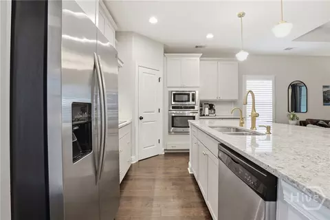 Kitchen - 166 Martello Rd, Pooler, GA 31322 photo 4 of 7