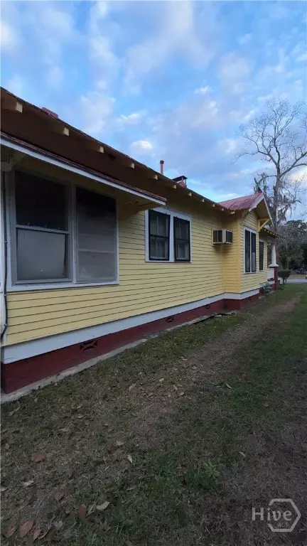 Exterior - 3313 Gragg St, Thunderbolt, GA 31404 photo 2 of 3