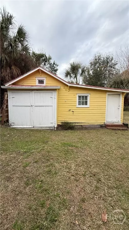 Exterior - 3313 Gragg St, Thunderbolt, GA 31404 photo 3 of 3