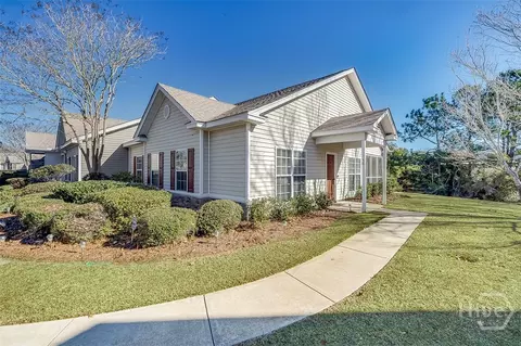 58 Stonelake Cir, Savannah, GA 31419