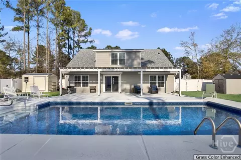 Exterior - 204 Beaubrook Blvd, Springfield, GA 31329 photo 10 of 13
