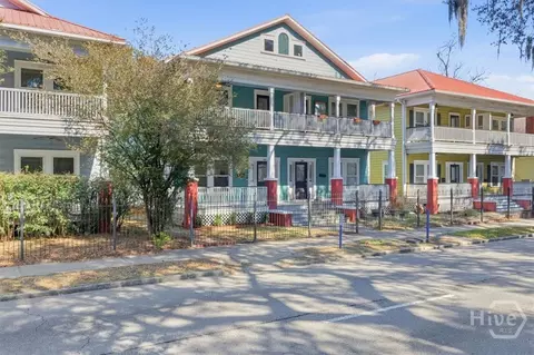 516 W 37th St, Savannah, GA 31415