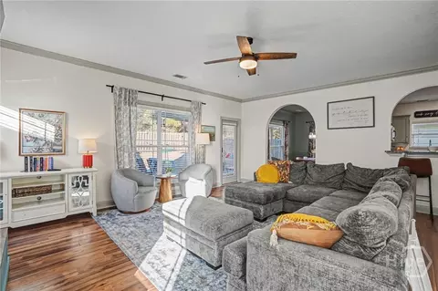 Living - 142 Willow Pt, Savannah, GA 31407 photo 1 of 5