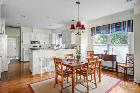 Dining - 4 Odingsell Ln, Savannah, GA 31411 photo 4 of 5