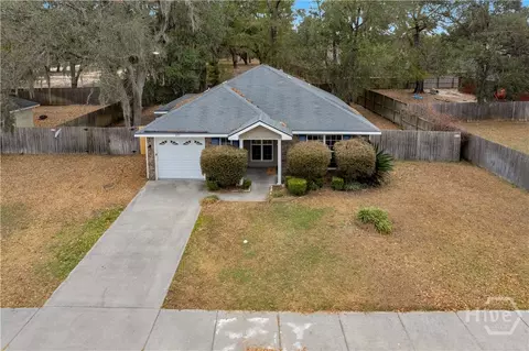 223 Guyett Ave, Hinesville, GA 31313
