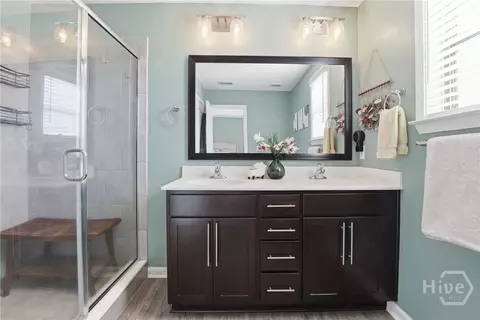 Bath - 210 Sonoma Dr, Pooler, GA 31322 photo 2 of 3