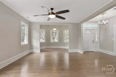 Living - 3206 Whatley Ave, Thunderbolt, GA 31404 photo 3 of 8