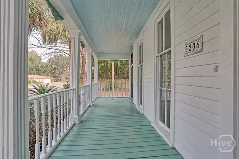 Exterior - 3206 Whatley Ave, Thunderbolt, GA 31404 photo 7 of 18