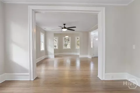 Living - 3206 Whatley Ave, Thunderbolt, GA 31404 photo 2 of 8