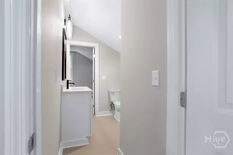 Entry Way - 3206 Whatley Ave, Thunderbolt, GA 31404 photo 6 of 9