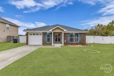 622 Piedmont Ave, Hinesville, GA 31313