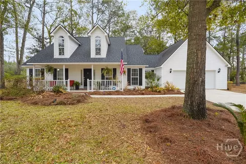 195 Egrets Way Ln, Richmond Hill, GA 31324