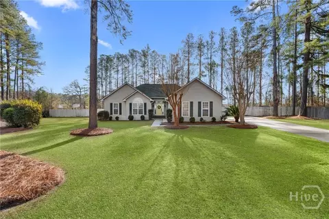 2542 Westover Dr, Statesboro, GA 30458