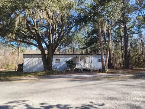 304 Magnolia Dr N, Eden, GA 31307
