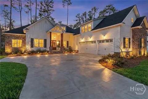 542 Linkside Lake Dr, Richmond Hill, GA 31324