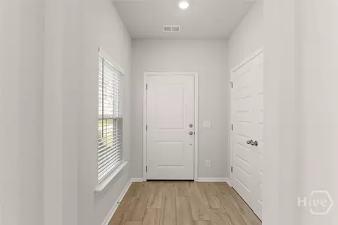 Entry Way - 126 Holloway Hl, Pooler, GA 31322 photo 3 of 8