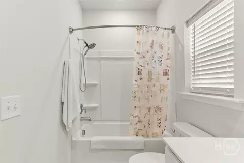 Bath - 126 Holloway Hl, Pooler, GA 31322 photo 1 of 2