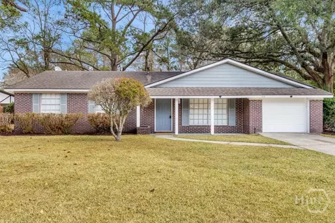 21 Canterbury Cir, Savannah, GA 31419