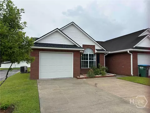 136 Towne Park Dr, Rincon, GA 31326