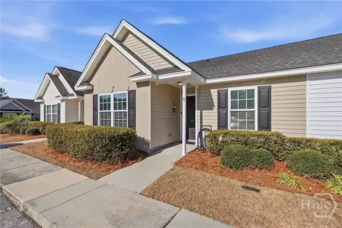 39 Rivermoor Ct, Savannah, GA 31407