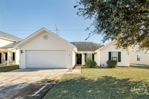 33 Cordage Cir, Port Wentworth, GA 31407