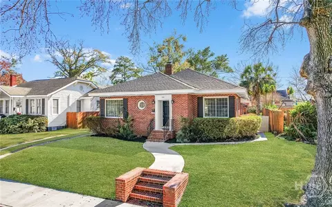 425 E 51st St, Savannah, GA 31405