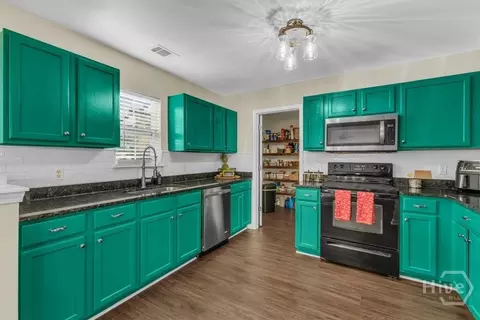 Kitchen - 39 Cottingham, Pooler, GA 31322 photo 1 of 3