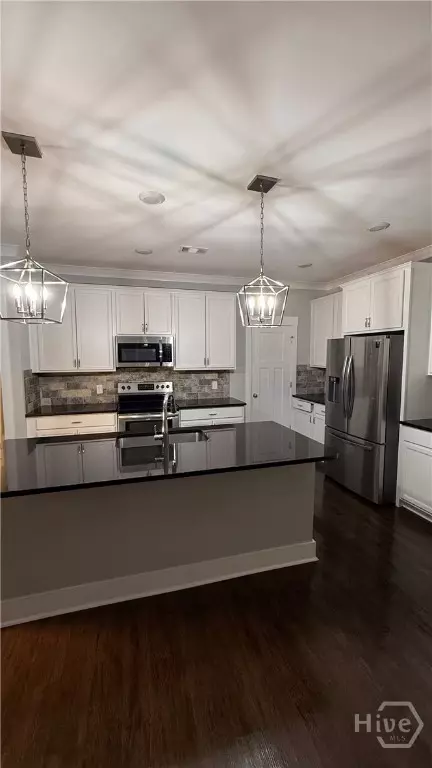 Kitchen - 266 Cattle Run Way, Pooler, GA 31322 photo 5 of 6