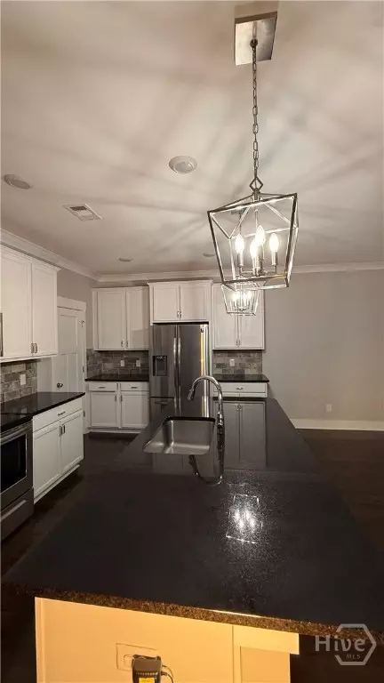 Kitchen - 266 Cattle Run Way, Pooler, GA 31322 photo 4 of 6