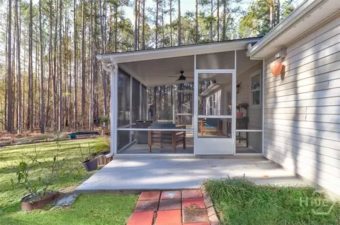 Exterior - 475 Shadowbrook Cir, Springfield, GA 31329 photo 6 of 8