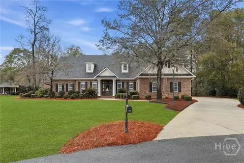 135 Cambridge Dr, Rincon, GA 31326
