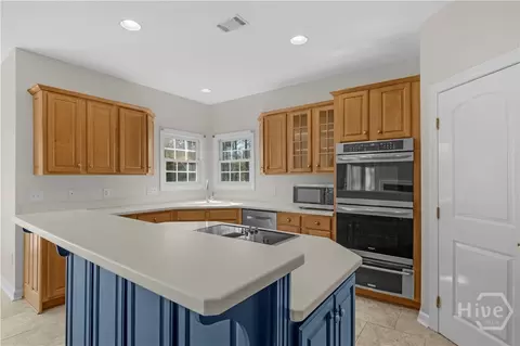 Kitchen - 115 Manor Row, Pooler, GA 31322 photo 5 of 8