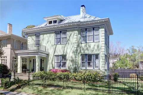 132 E 45th St, Savannah, GA 31405