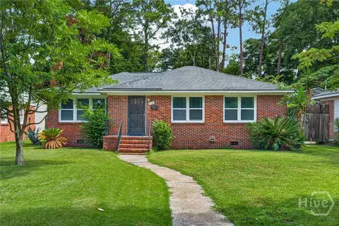 116 E 66th St, Savannah, GA 31405