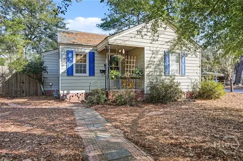 2224 E 38th St, Savannah, GA 31404